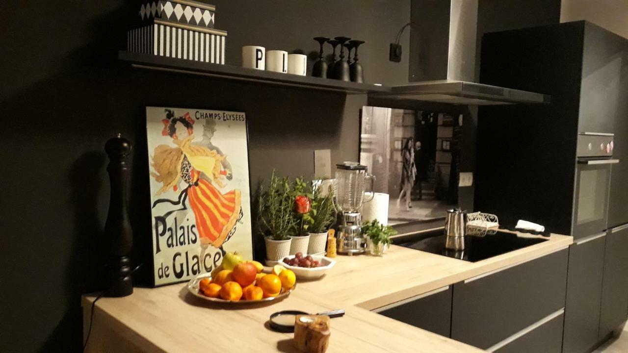 Luxury Old Town Apartment Пула Екстер'єр фото